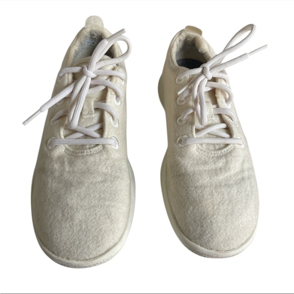 AllBirds Women's Merino Wool Runners cream off white sneaker Size 10 - Picture 1 of 9